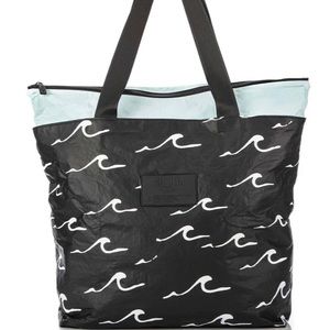 NEW Aloha Seaside Day Tripper in Black